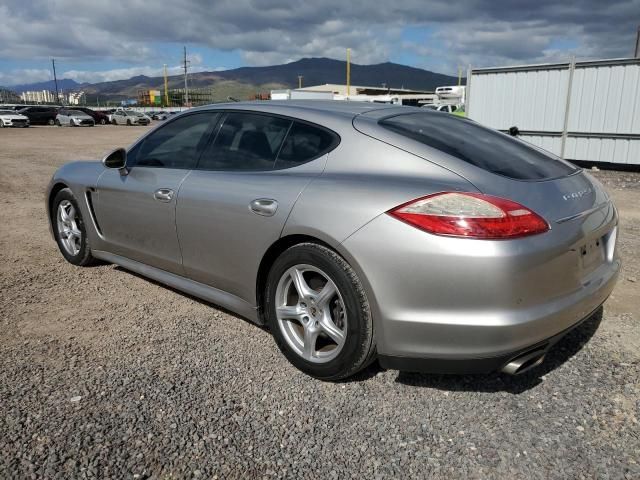 2012 Porsche Panamera 2