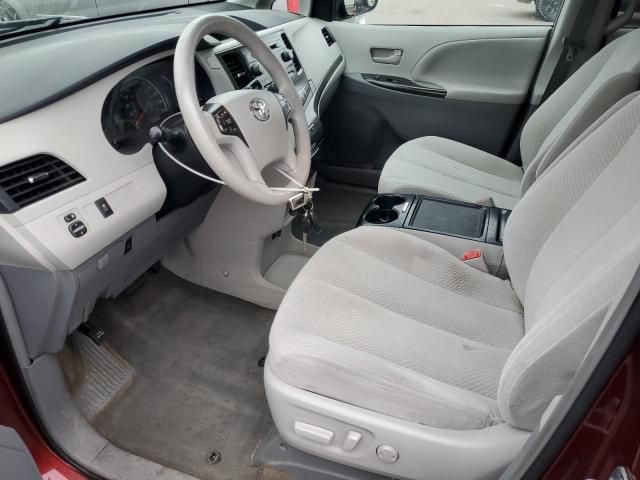 2013 Toyota Sienna LE