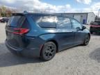 2022 Chrysler Pacifica Hybrid Limited