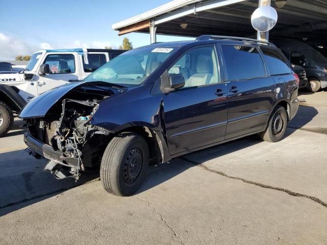 2006 Toyota Sienna CE