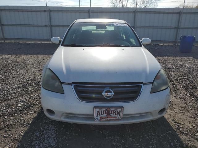 2004 Nissan Altima Base