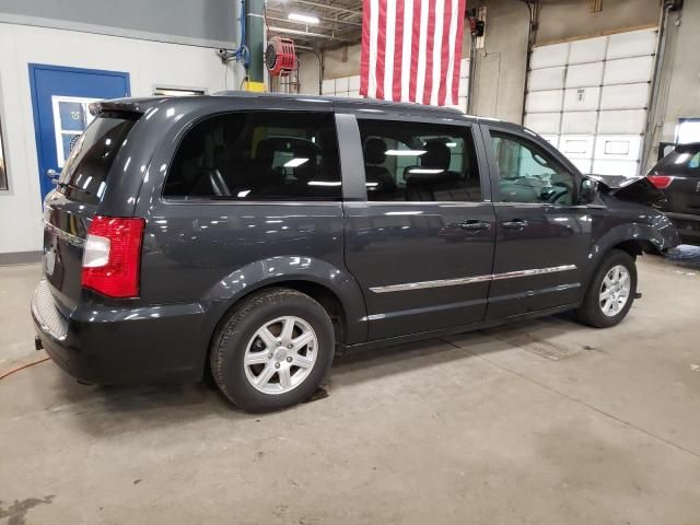 2011 Chrysler Town & Country Touring