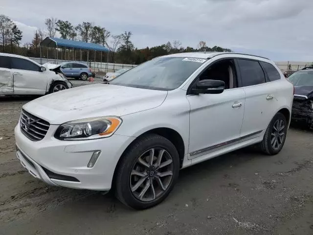 2017 Volvo XC60 T6 Dynamic