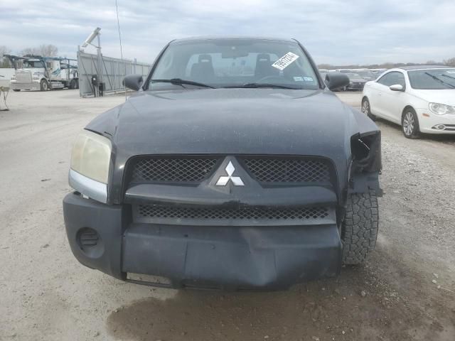 2006 Mitsubishi Raider LS