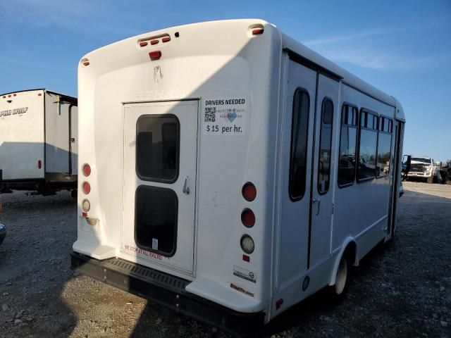 2019 Ford Econoline E350 Super Duty Cutaway Van