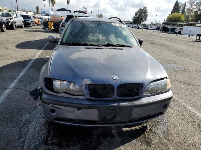 2003 BMW 325 IT