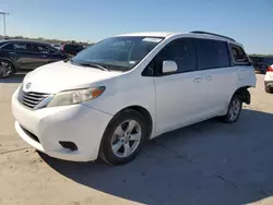 Toyota Sienna le Vehiculos salvage en venta: 2011 Toyota Sienna LE