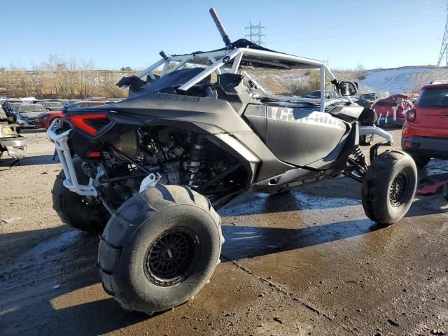 2024 Can-Am Maverick R X RS