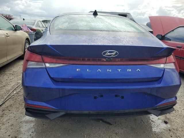 2022 Hyundai Elantra SEL