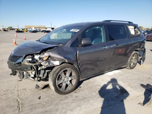 2017 Toyota Sienna SE