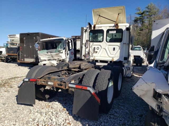 2018 Freightliner Cascadia 125