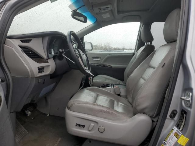 2017 Toyota Sienna XLE