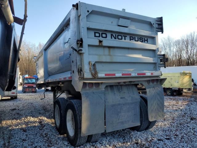 2003 East Manufacturing Semi Trailer