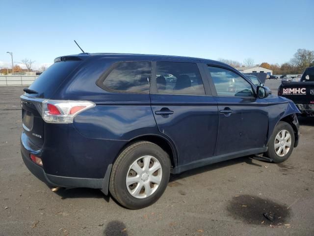 2014 Mitsubishi Outlander ES