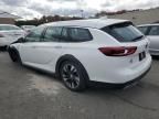 2019 Buick Regal Tourx Essence