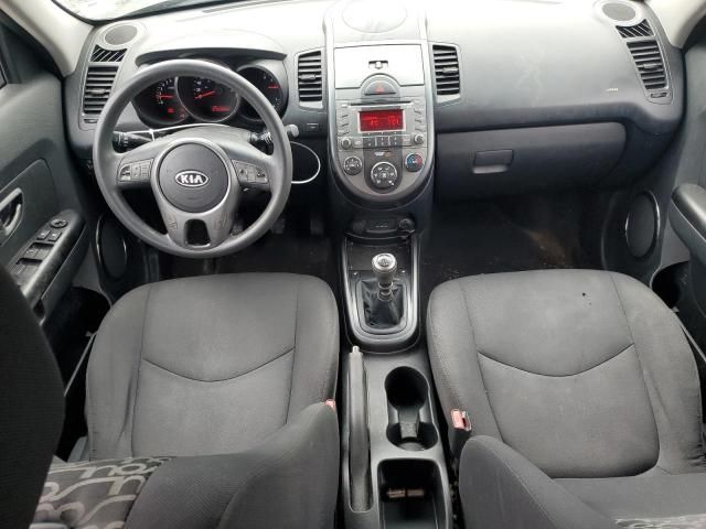 2010 KIA Soul +