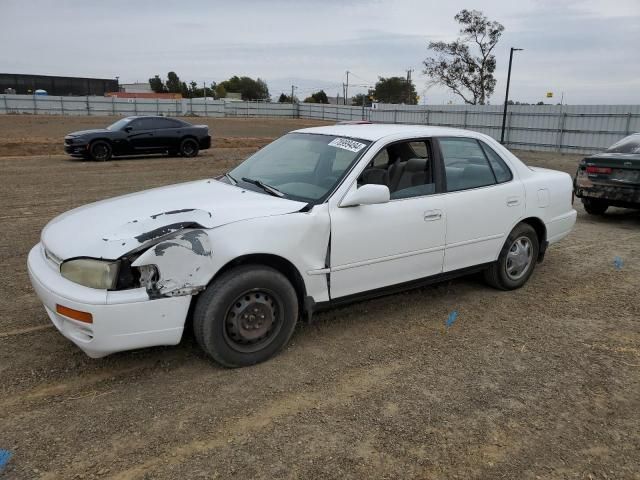 1996 Toyota Camry DX