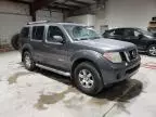 2005 Nissan Pathfinder LE