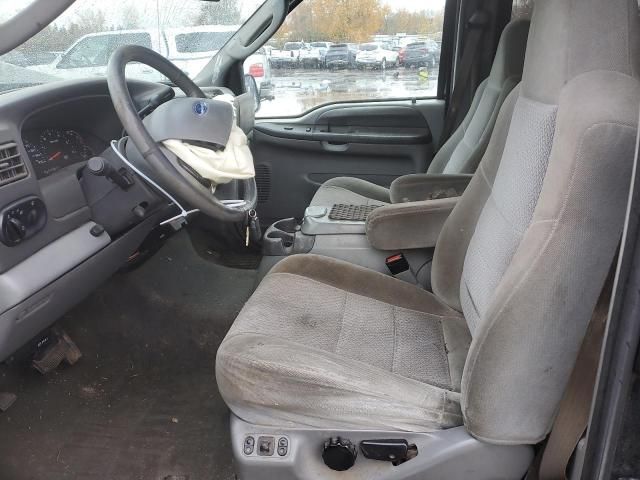 2004 Ford Excursion XLT