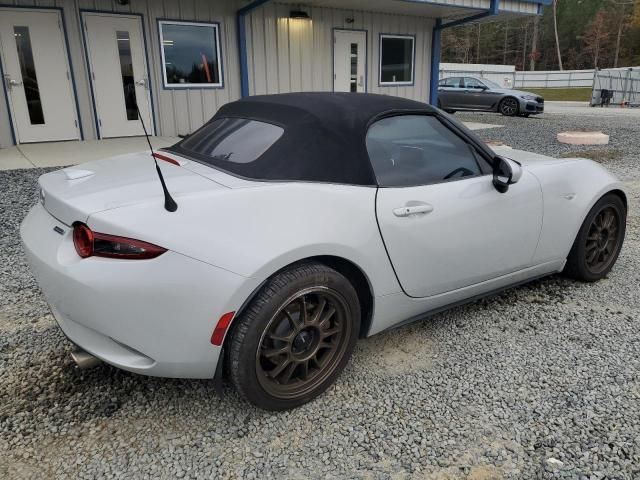 2016 Mazda MX-5 Miata Grand Touring