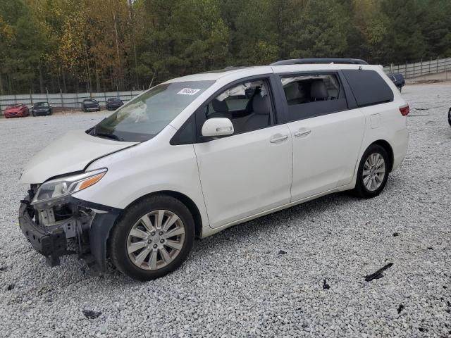 2015 Toyota Sienna XLE