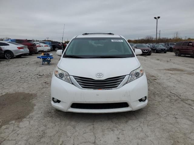 2012 Toyota Sienna XLE