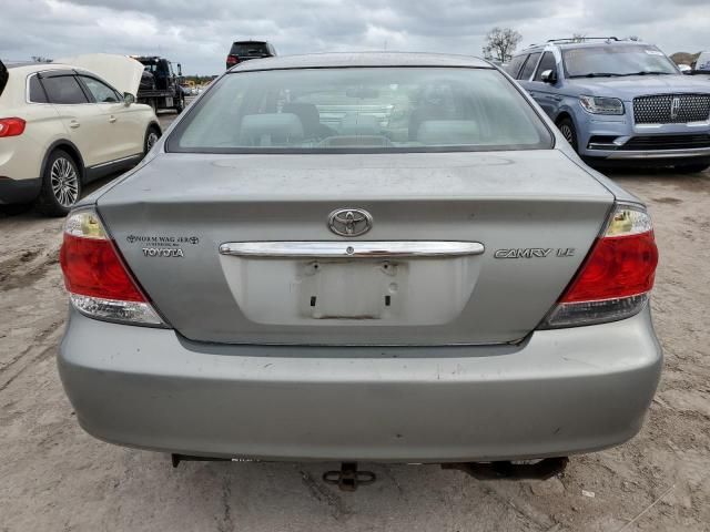 2005 Toyota Camry LE