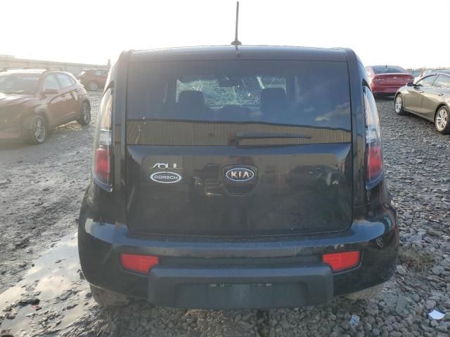 2010 KIA Soul +