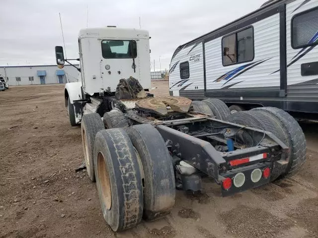 2012 Kenworth Construction T800