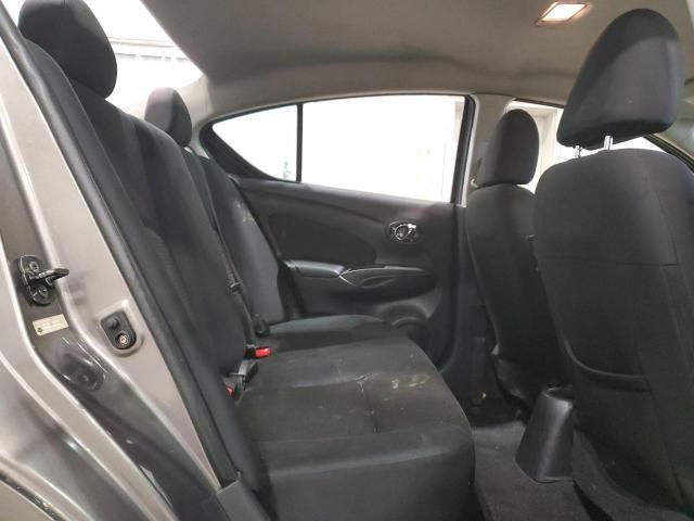 2013 Nissan Versa S