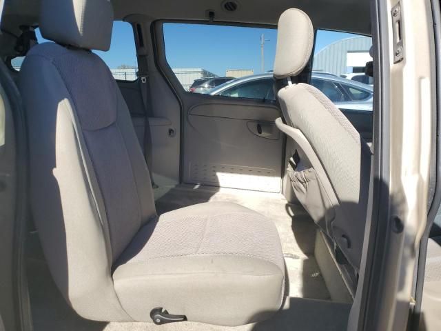 2006 Chrysler Town & Country LX