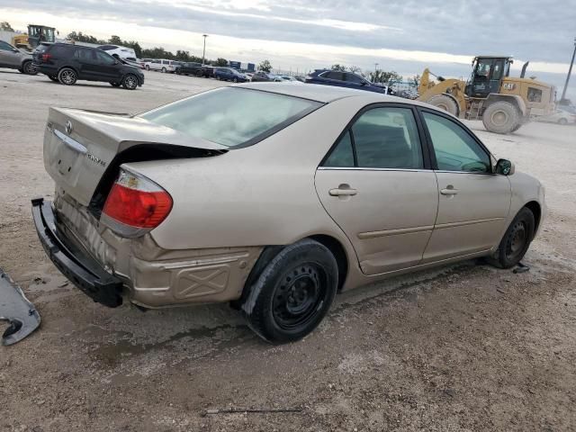 2005 Toyota Camry LE