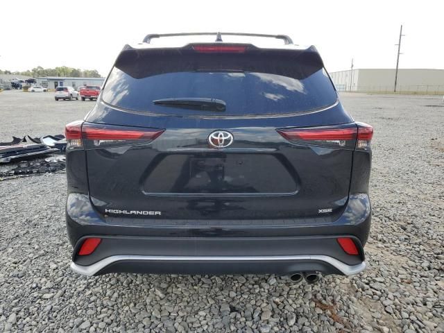 2024 Toyota Highlander LE