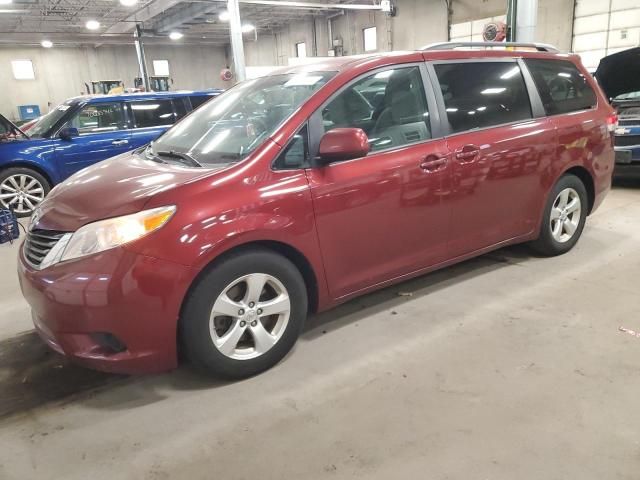 2011 Toyota Sienna LE