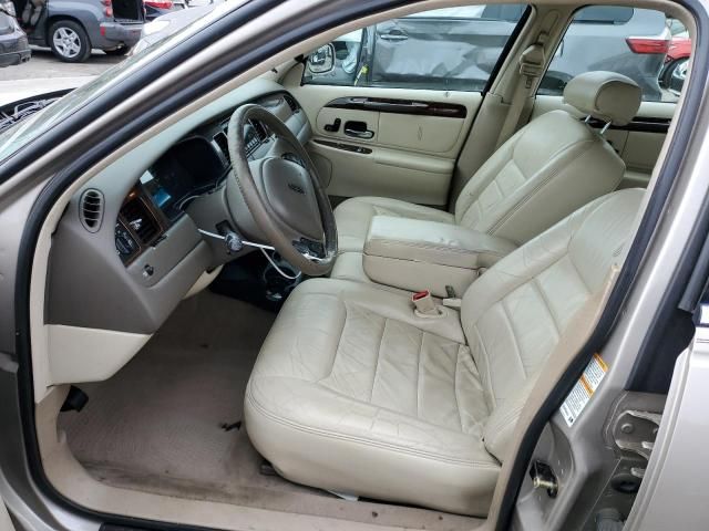 1999 Lincoln Town Car Executive