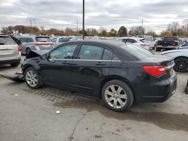 2013 Chrysler 200 Touring