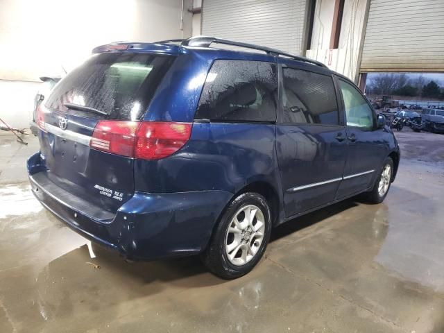 2004 Toyota Sienna XLE