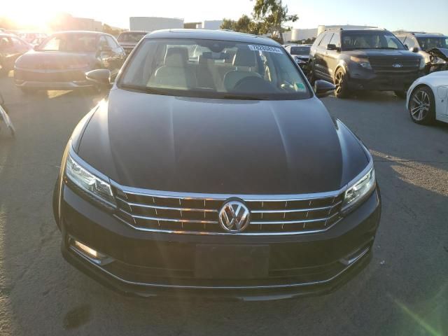 2018 Volkswagen Passat SEL Premium