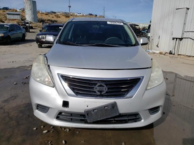 2013 Nissan Versa S