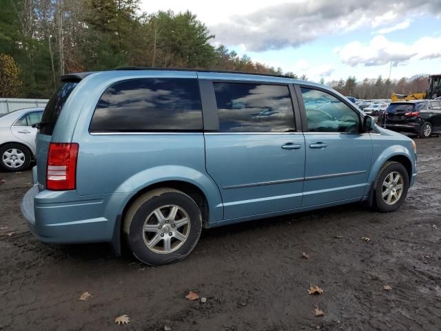 2009 Chrysler Town & Country Touring