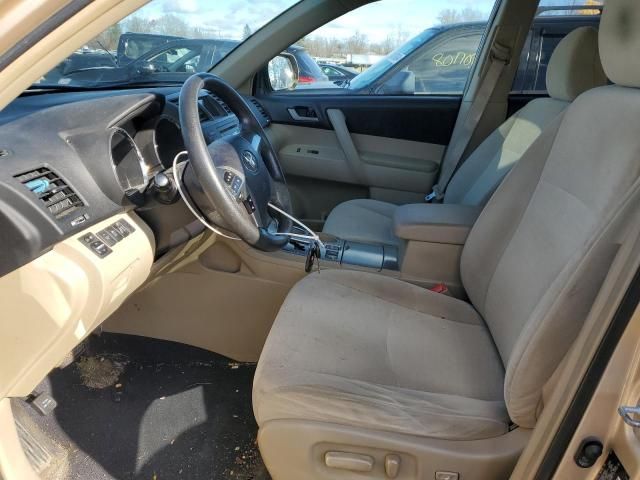 2011 Toyota Highlander Base