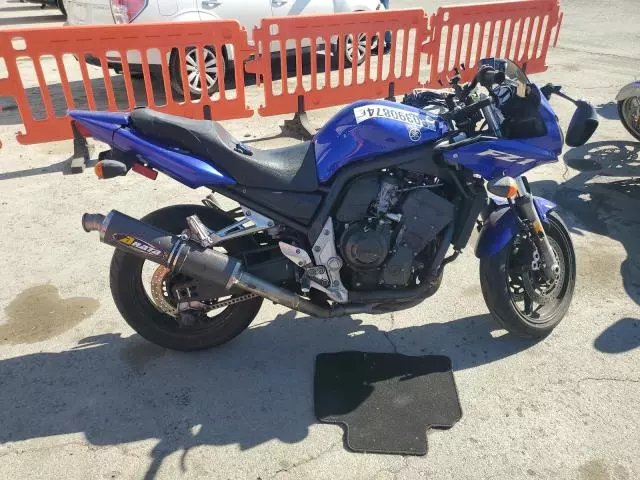 2004 Yamaha FZS10