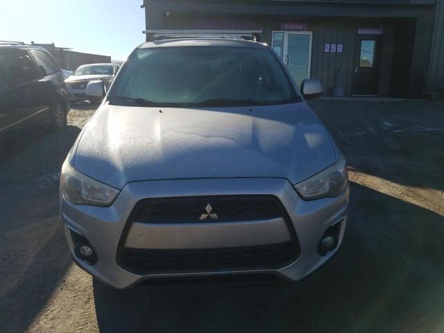 2014 Mitsubishi RVR SE