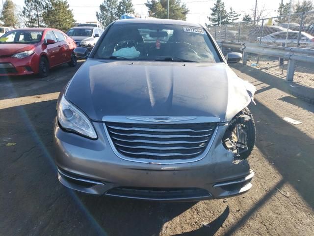 2012 Chrysler 200 Touring