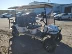 2016 Starcraft Golf Cart