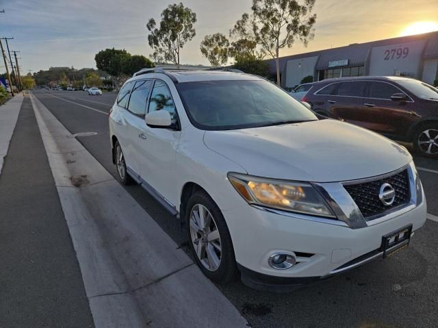 2014 Nissan Pathfinder S