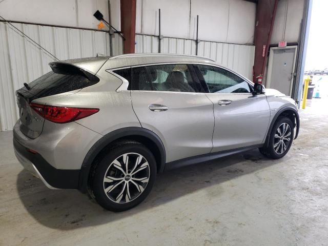 2017 Infiniti QX30 Base