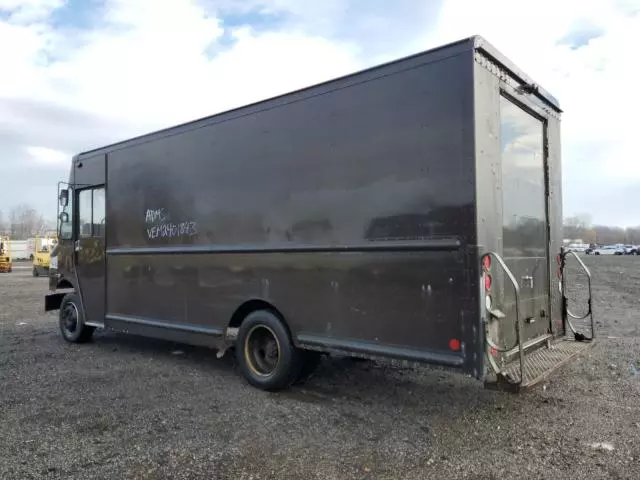 2009 Freightliner Chassis M Line WALK-IN Van