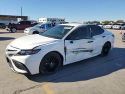 Lotes con ofertas a la venta en subasta: 2022 Toyota Camry SE