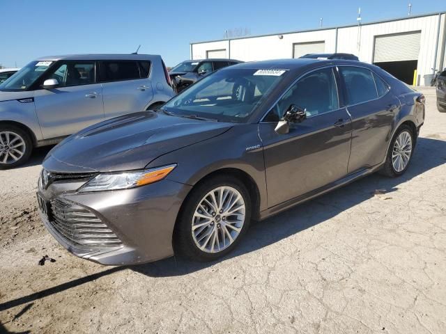 2018 Toyota Camry Hybrid